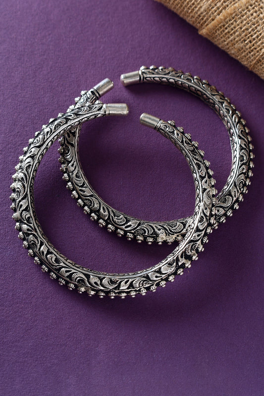 White Finish Temple Anklets In Sterling Silver (Set Of 2)