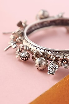 White Finish Temple Bangle In Sterling Silver