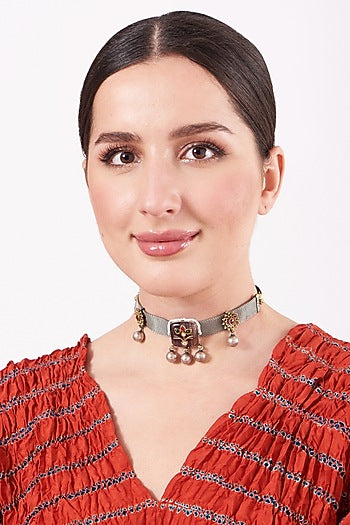 Two Tone Finish Rubies Choker Necklace In Sterling Silver