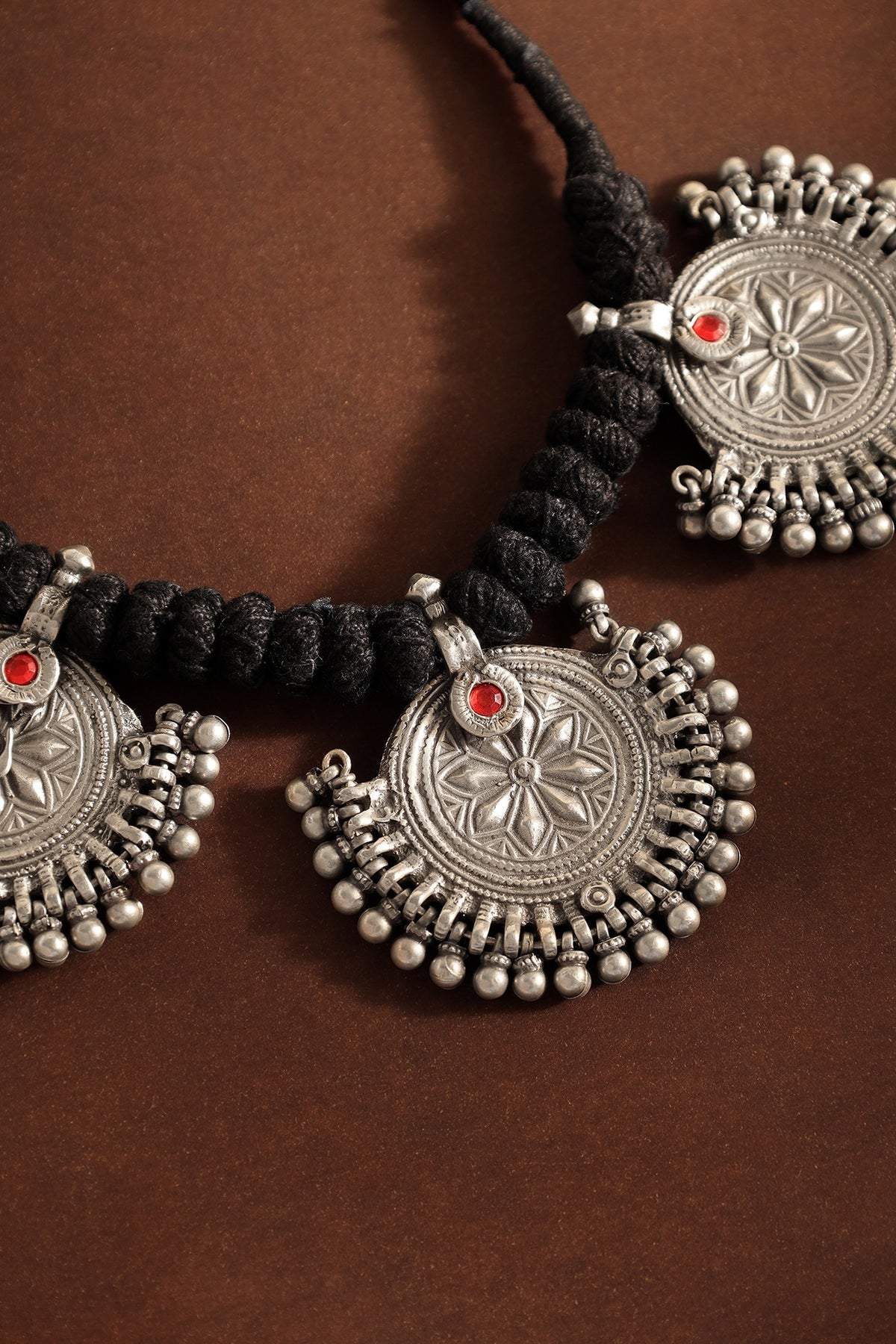 White Finish Motif Tribal Pendant Necklace In Sterling Silver