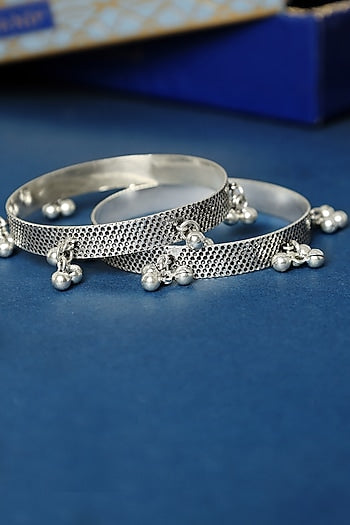 White Finish Temple Ghungroo Bangles In Sterling Silver (Set Of 2)