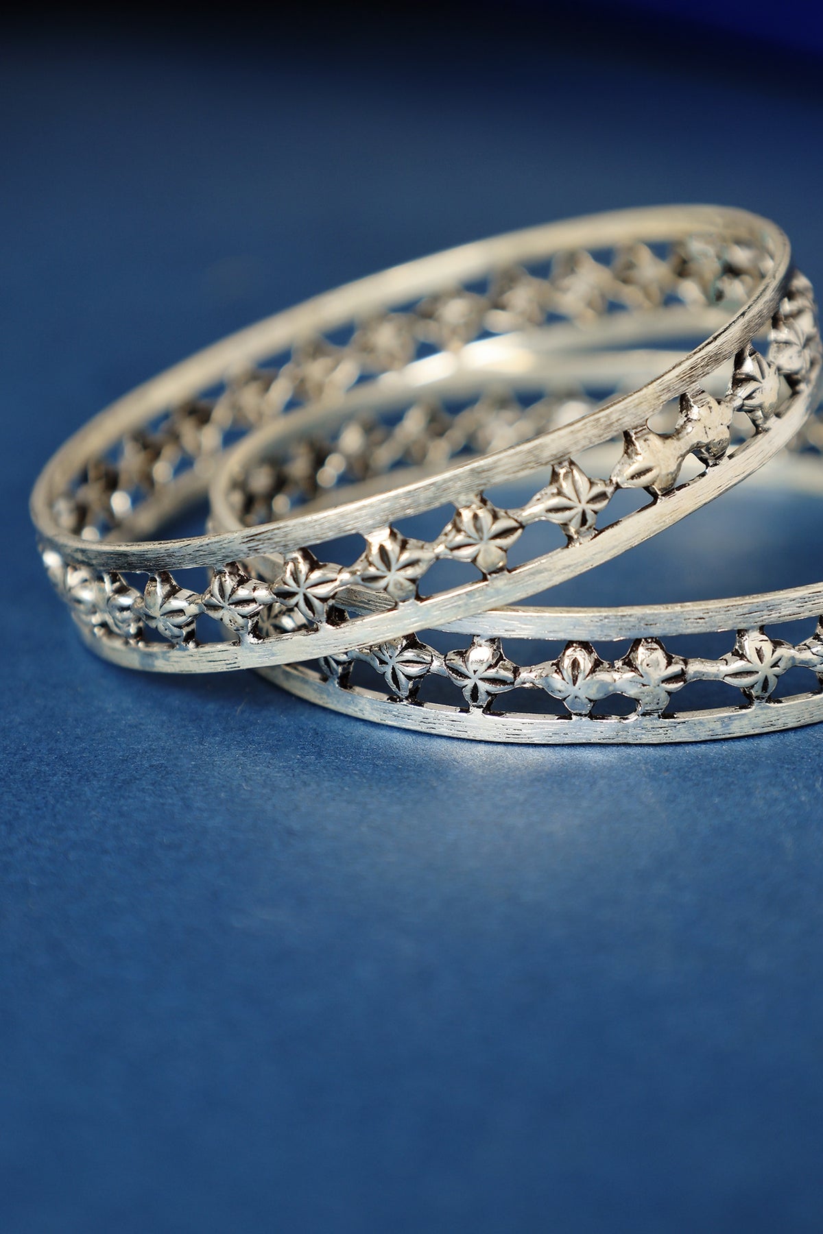 White Finish Temple Star Bangle In Sterling Silver (Set Of 2)
