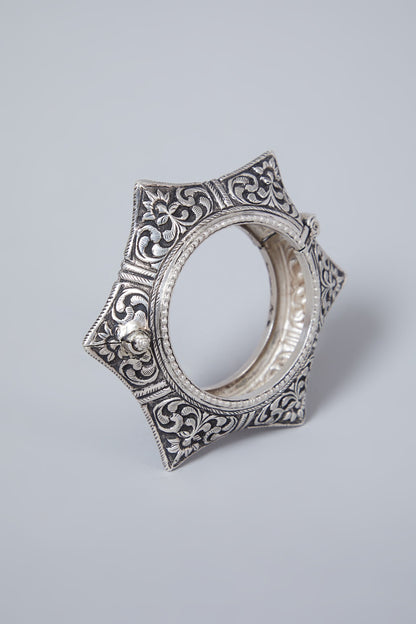 White Finish Handcrafted Star Kada In Sterling Silver