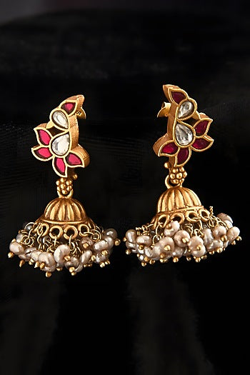 Gold Finish Red Kundan Polki Temple Dangler Earrings In Sterling Silver