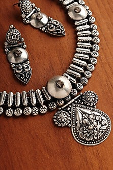 White Finish Tribal Motif Temple Necklace Set In Sterling Silver