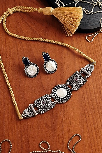 White Finish Blue Onyx Stone Temple Choker Necklace Set In Sterling Silver