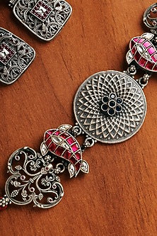 White Finish Pink Kundan Polki Temple Choker Necklace Set In Sterling Silver