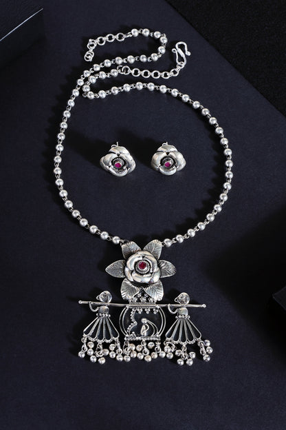 White Finish Floral Onyx Temple Necklace Set In Sterling Silver