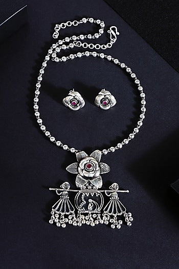 White Finish Floral Onyx Temple Necklace Set In Sterling Silver