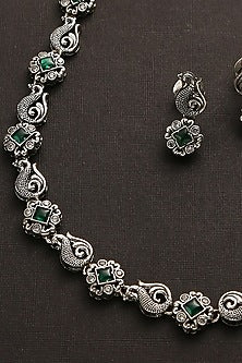 White Finish Green Kemp Stone Necklace Set In Sterling Silver