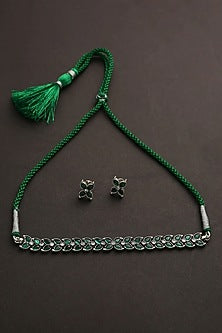 Two-Tone Finish Green Kemp Stone Tribal Choker Necklace Set In Sterling Silver