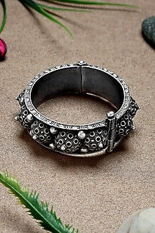 Silver Finish Tribal Vintage Kada In Sterling Silver