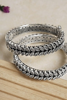Silver Finish Cz Leaf Bangles In Sterling Silver (Set of 2)