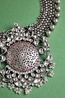 White Finish Kundan Polki Necklace In Sterling Silver