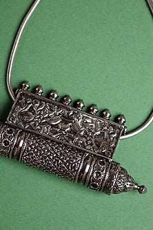 White Finish Taaviz Long Necklace In Sterling Silver