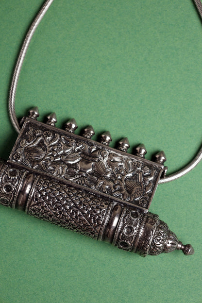 White Finish Taaviz Long Necklace In Sterling Silver