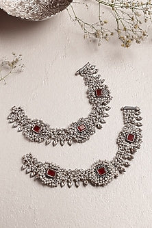 White Finish Pearl & Ruby Onyx Anklets In Sterling Silver