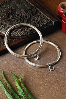 White Finish Pipe Leg Kada In Sterling Silver