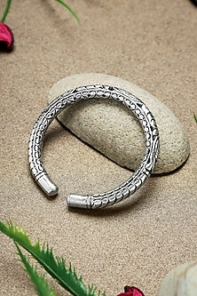 White Finish Chitai Temple Kada In Sterling Silver