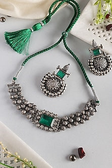 White Finish Green Onyx Temple Choker Necklace In Sterling Silver