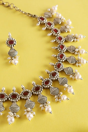 White Finish Ruby & Shell Pearl Temple Necklace Set In Sterling Silver