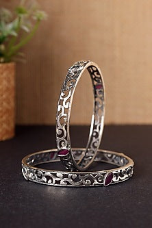 White Finish Red Onyx Temple Bangles In Sterling Silver (Set Of 2)