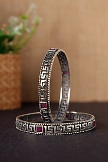 White Finish Red Onyx Temple Bangles In Sterling Silver (Set Of 2)