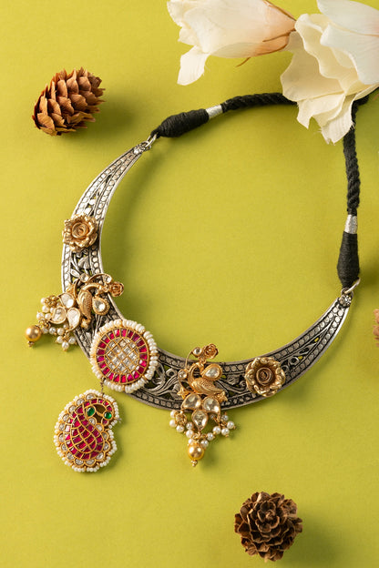 White Finish Kundan Polki & Pearl Temple Necklace In Sterling Silver