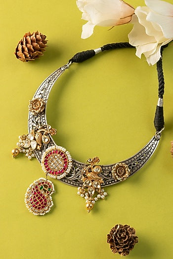 White Finish Kundan Polki & Pearl Temple Necklace In Sterling Silver
