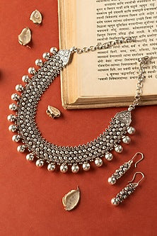 White Finish Tribal Necklace Set In Sterling Silver