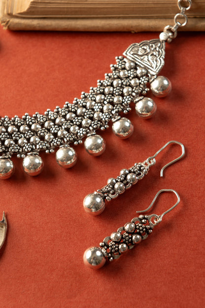 White Finish Tribal Necklace Set In Sterling Silver
