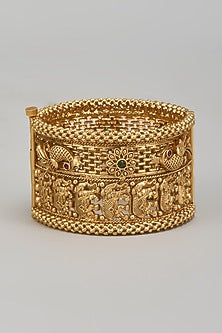 Gold Finish Kemp Stone Temple Bracelet