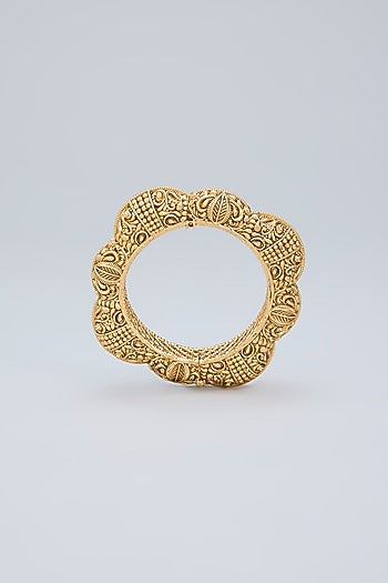 Gold Finish Temple Kada