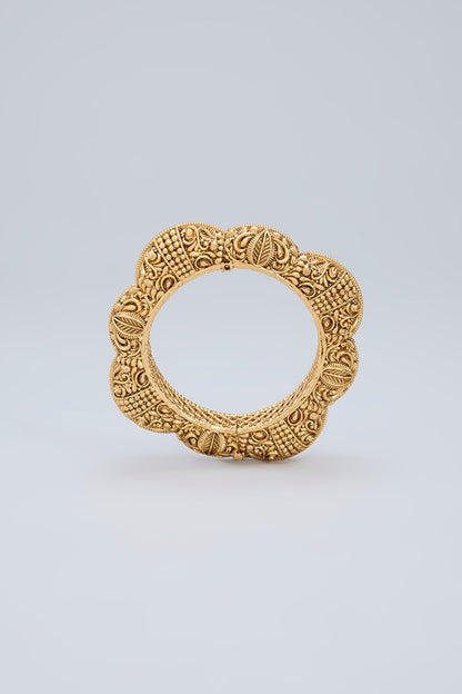 Gold Finish Temple Kada