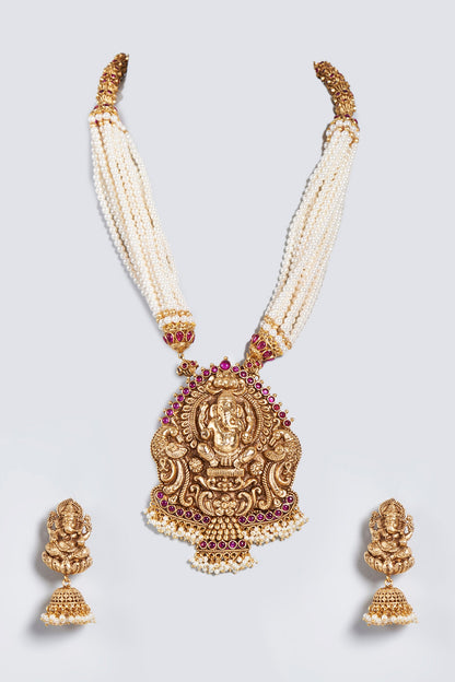 Gold Finish Ganesh Pendant Necklace Set