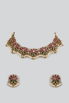 Gold Finish Kemp Stone & Pearl Floral Necklace Set