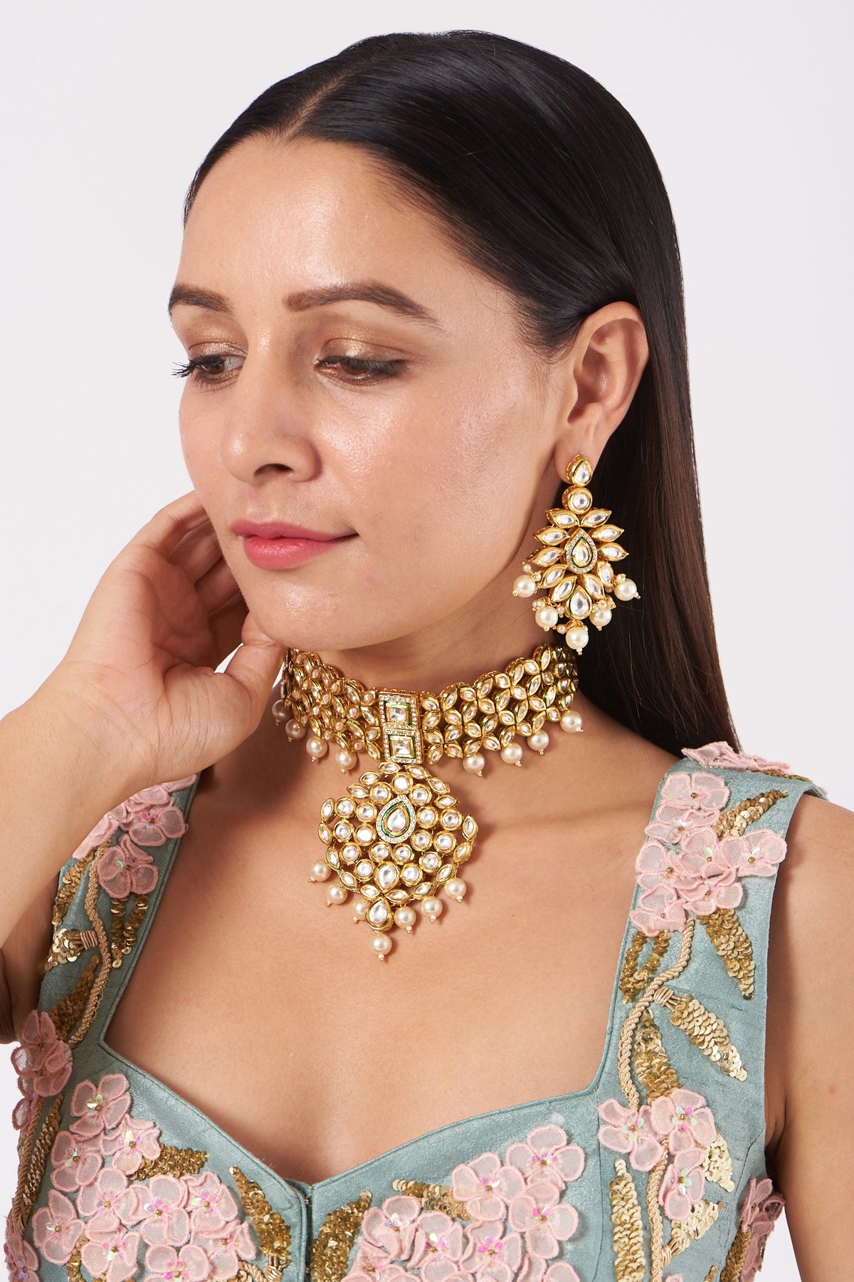 Gold Plated Shell Pearl Choker Necklace Set