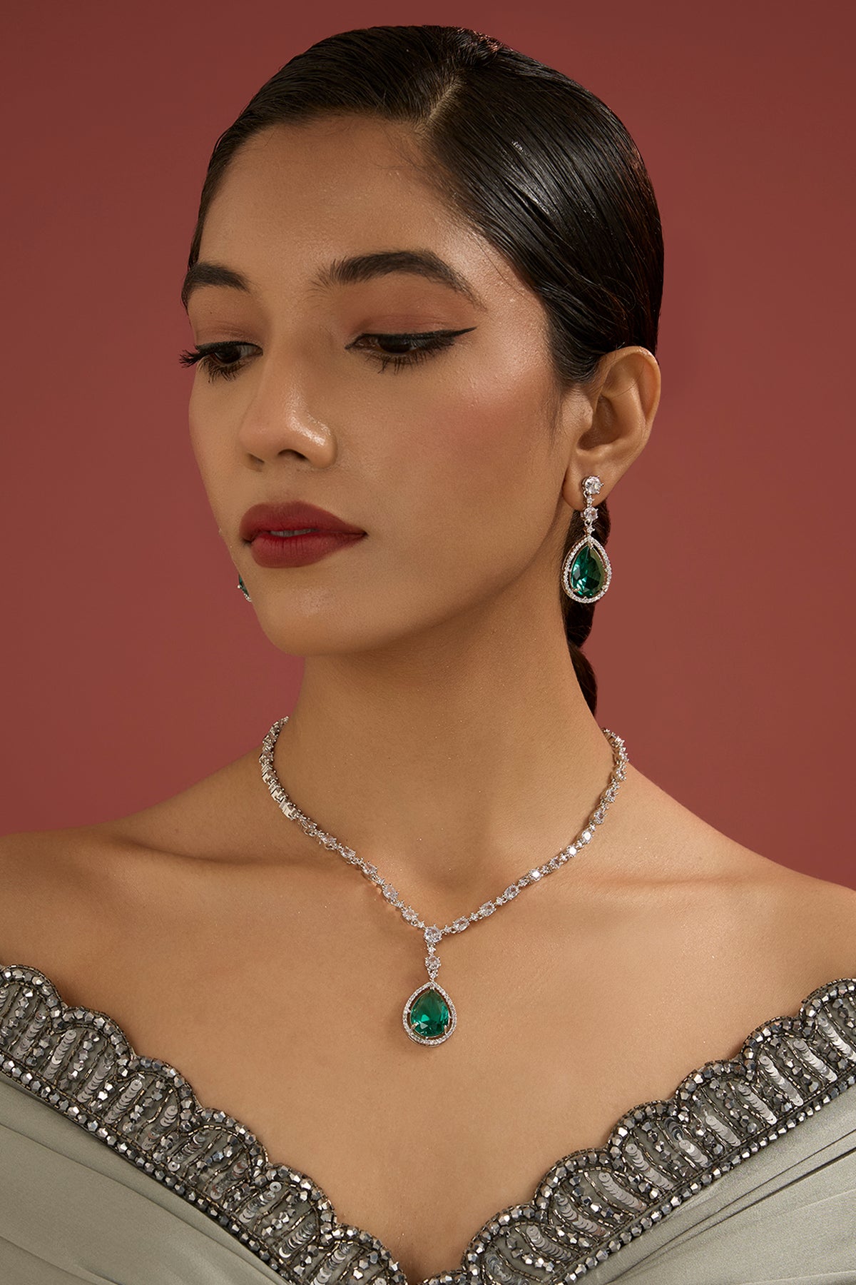 White Finish Green Cubic Zirconia Necklace Set
