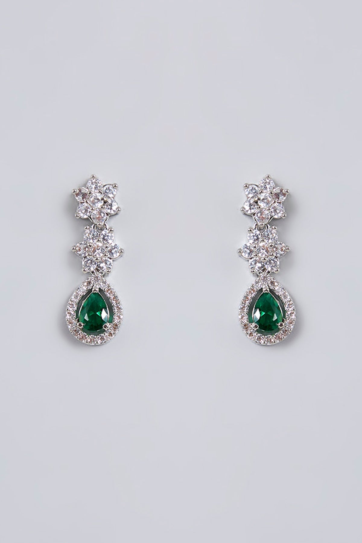 White Gold Finish Cubic Zirconia & Emerald Stone Necklace Set
