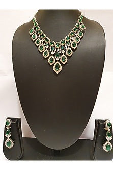 White Finish Emerald Necklace Set