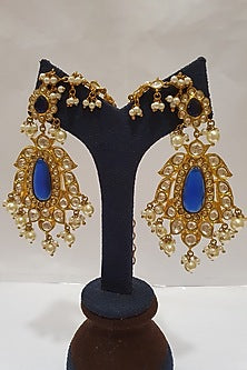 Gold Finish Kundan Earrings