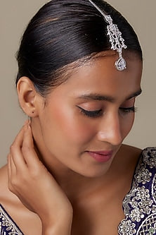 Silver Finish Zircon Maangtikka