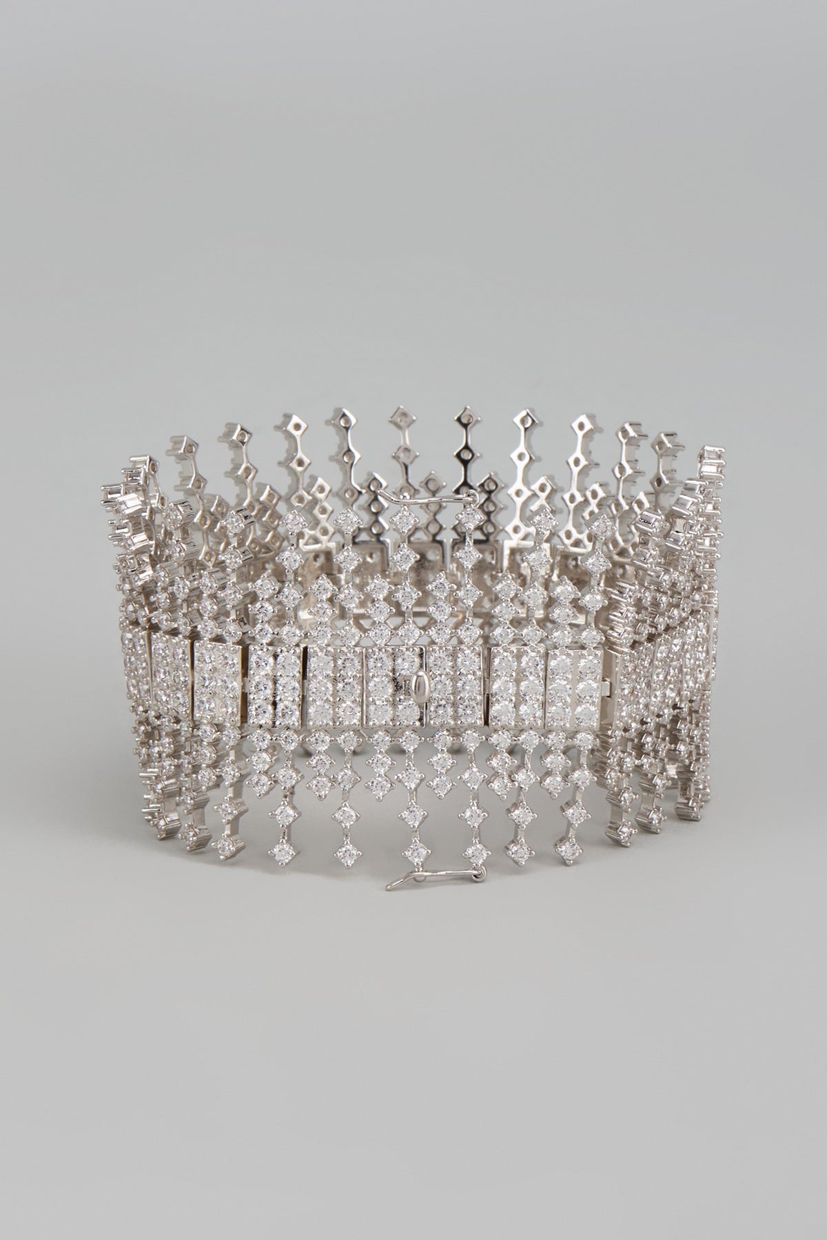 White Finish Zircon Bracelet