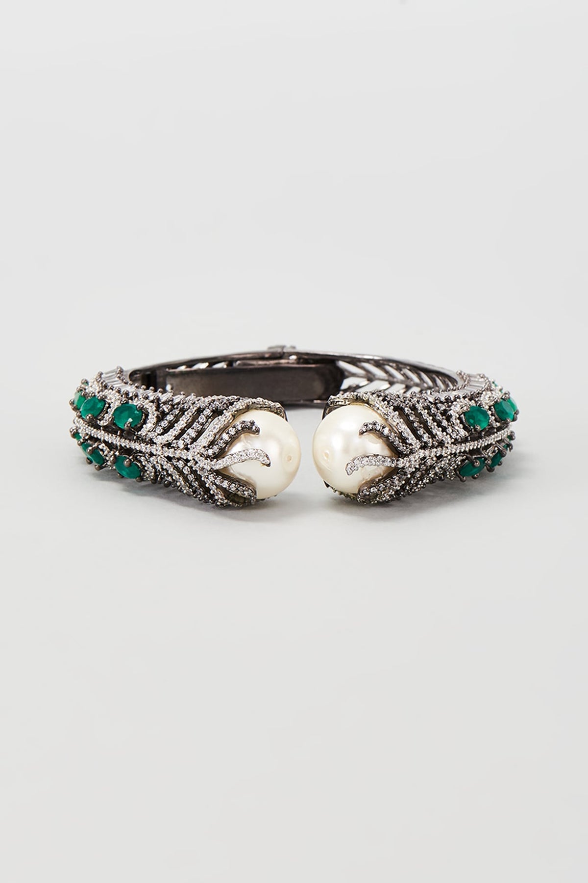 Black Rhodium Finish Emerald & Pearl Bracelet