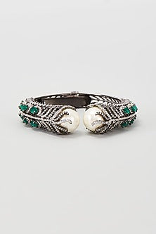 Black Rhodium Finish Emerald & Pearl Bracelet
