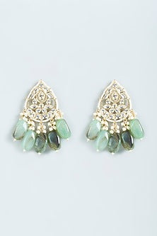 Gold Finish Emerald Stone Maangtikka With Earrings