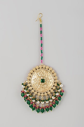 Gold Finish Emerald Stone Maang Tikka