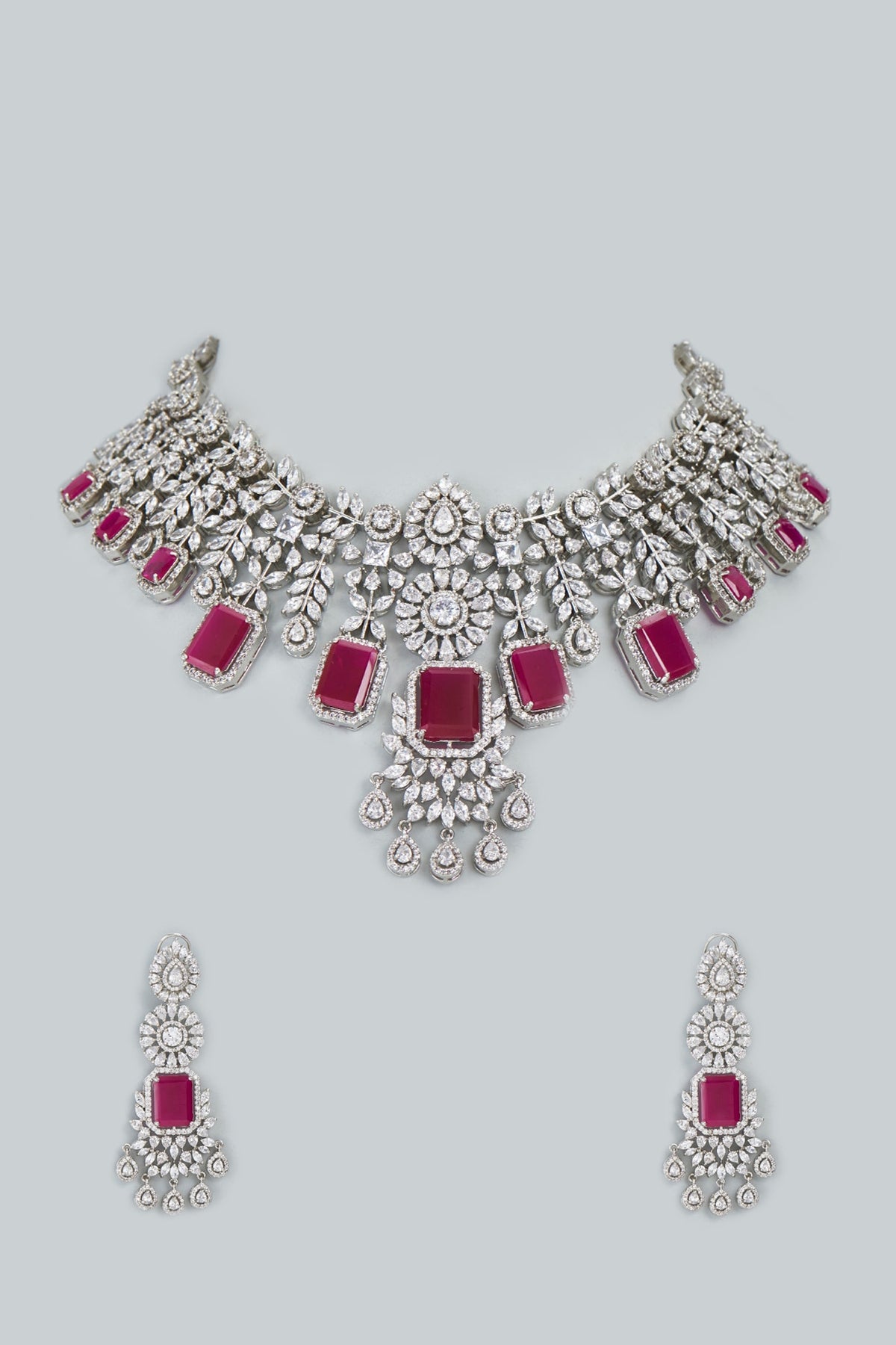 White Finish Zircons Necklace Set
