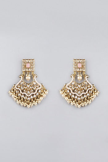 Gold Finish Kundan Polki Earrings With Maang Tikka