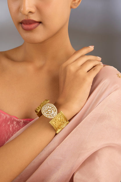 Gold Finish Kundan Polki Adjustable Bracelet